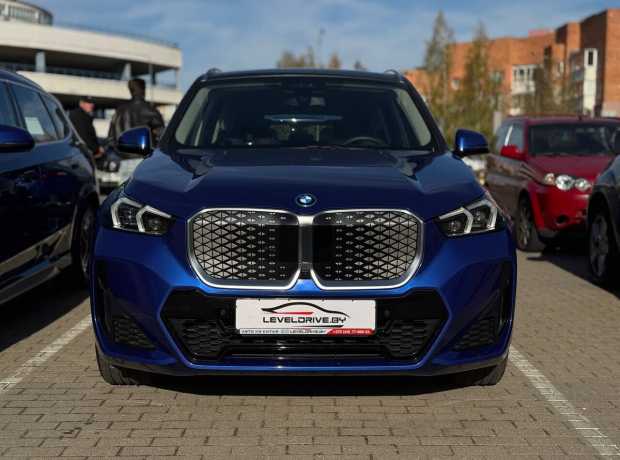 BMW iX1 I