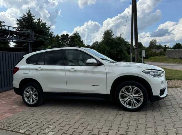 BMW X1 F48