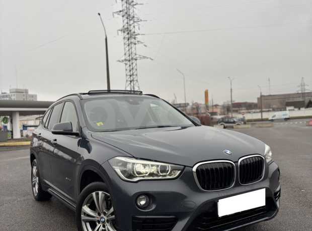 BMW X1 F48