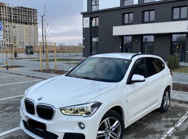 BMW X1 F48