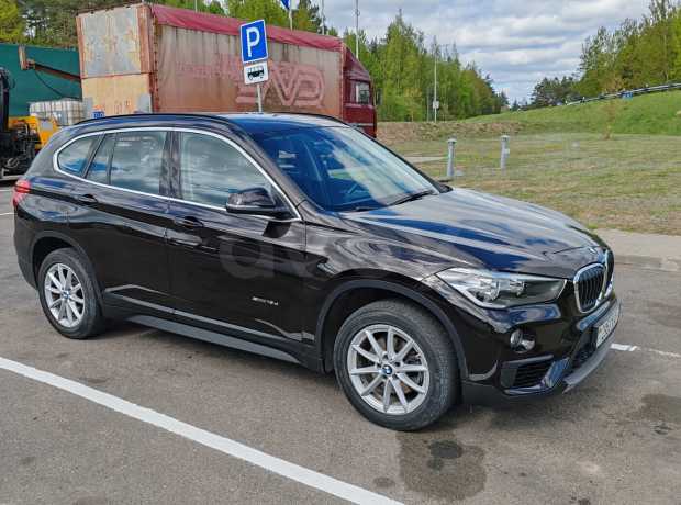 BMW X1 F48