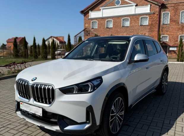 BMW X1 U11 BMW X1 U11