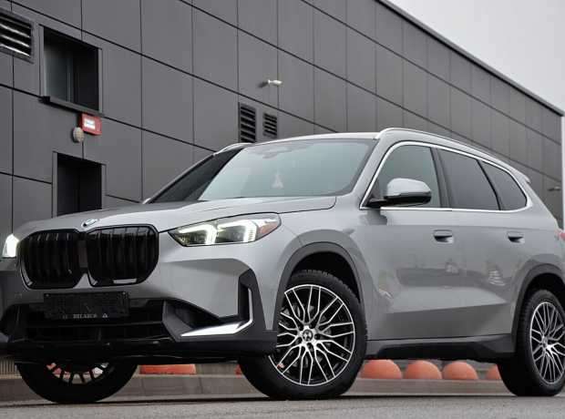 BMW X1 U11