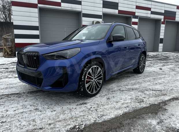BMW X1 U11