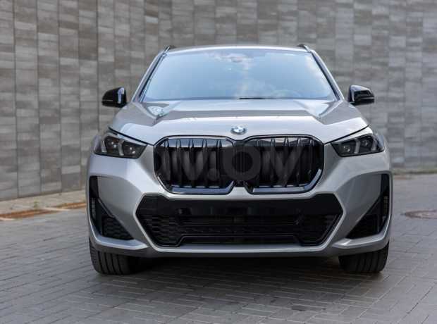 BMW X1 U11 BMW X1 U11