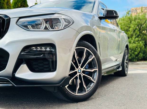 BMW X4 G02