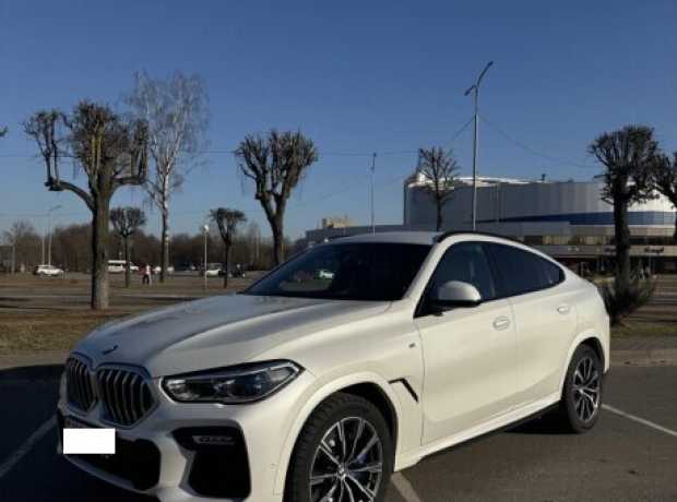 BMW X6 G06, 2020, пробег 125000 км BMW X6 G06, 2020, пробег 125000 км