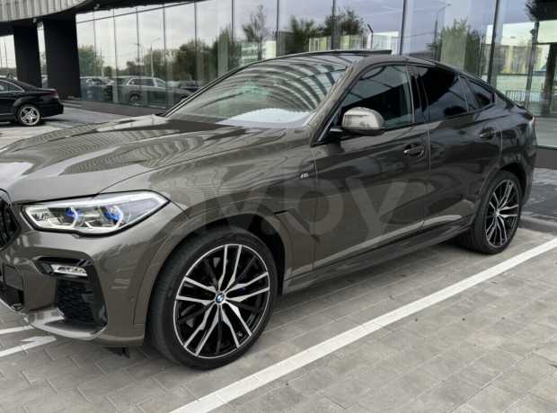 BMW X6 G06