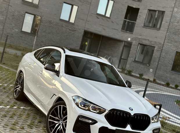 BMW X6 G06