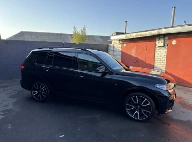 BMW X7 I, 2019, пробег 156000 км BMW X7 I, 2019, пробег 156000 км