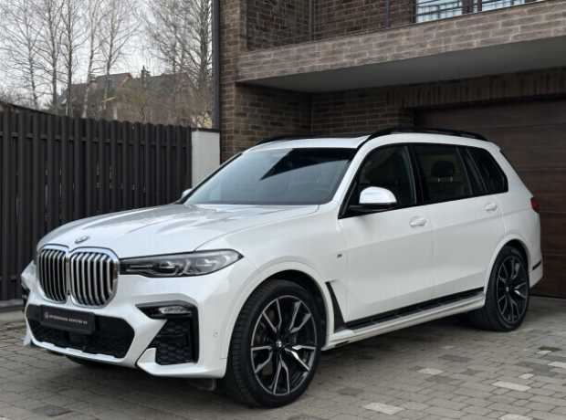 BMW X7 I, 2020, пробег 38400 км BMW X7 I, 2020, пробег 38400 км