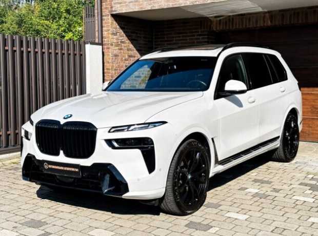 BMW X7 I Рестайлинг, 2023, пробег 53000 км BMW X7 I Рестайлинг, 2023, пробег 53000 км