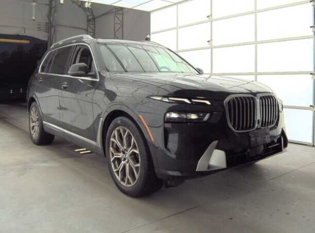 BMW X7 I  Рестайлинг, 2023, пробег 62806 км