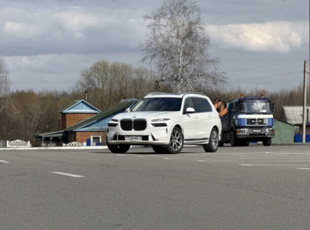 BMW X7 I Рестайлинг, 2023, пробег 62806 км BMW X7 I Рестайлинг, 2023, пробег 62806 км