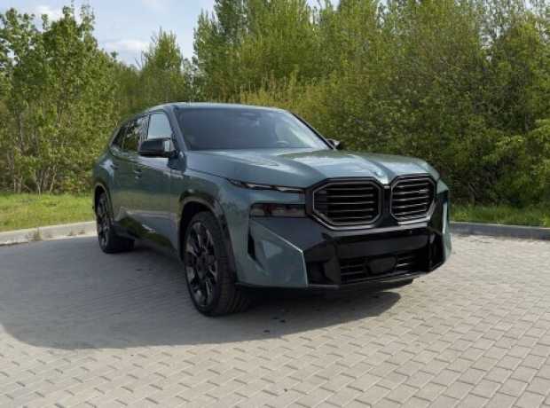 BMW XM , 2023, пробег 36000 км BMW XM , 2023, пробег 36000 км