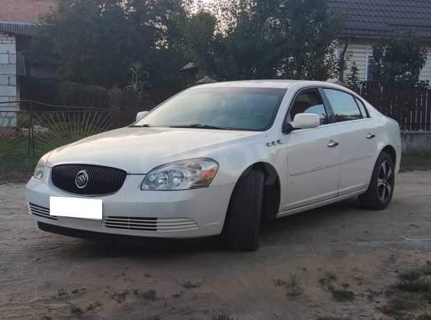 Buick Lucerne I