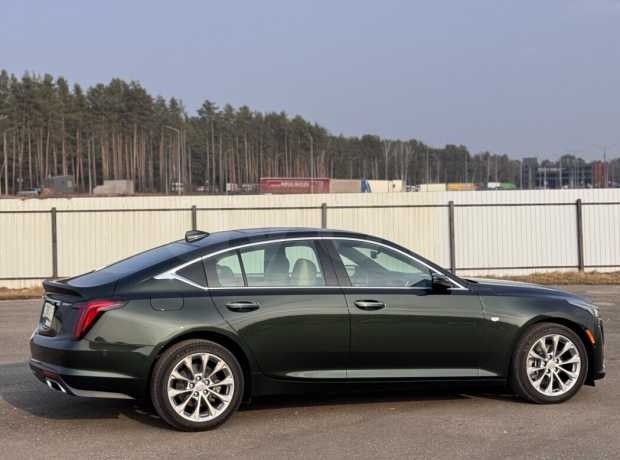 Cadillac CT5 I