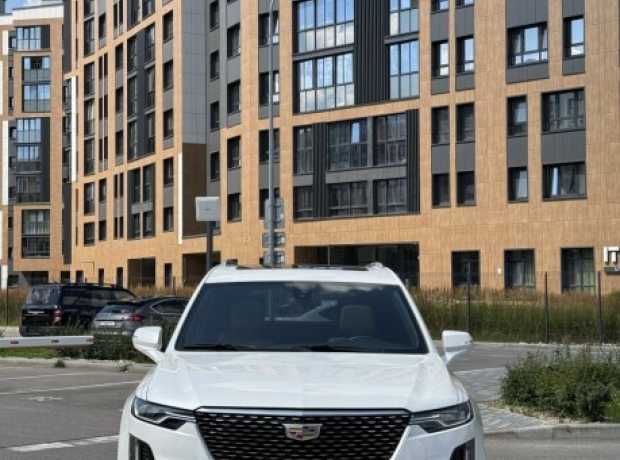 Cadillac XT6 , 2021, пробег 43000 км