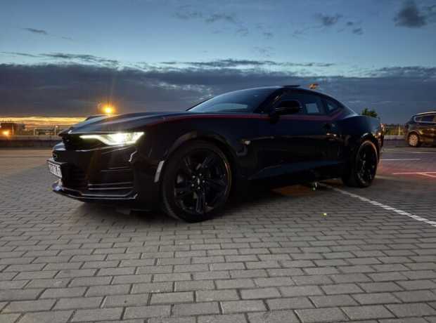 Chevrolet Camaro VI Рестайлинг, 2019, пробег 40000 км Chevrolet Camaro VI Рестайлинг, 2019, пробег 40000 км