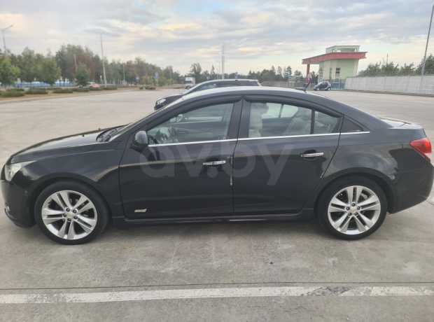 Chevrolet Cruze J300