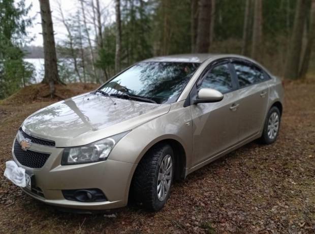 Chevrolet Cruze J300