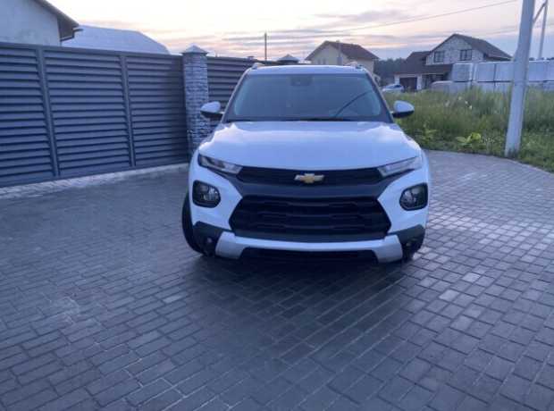 Chevrolet TrailBlazer III, 2020, пробег 29500 км Chevrolet TrailBlazer III, 2020, пробег 29500 км