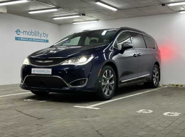Chrysler Pacifica RU