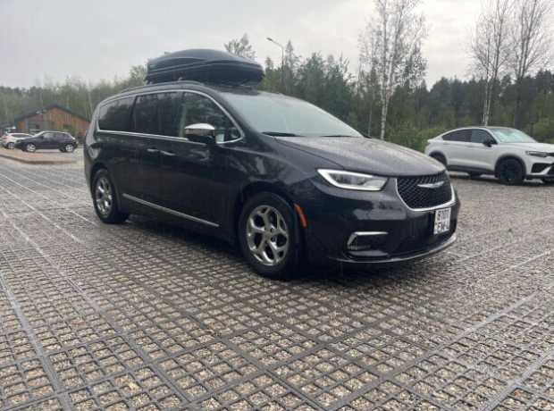 Chrysler Pacifica RU  Рестайлинг, 2022, пробег 35000 км