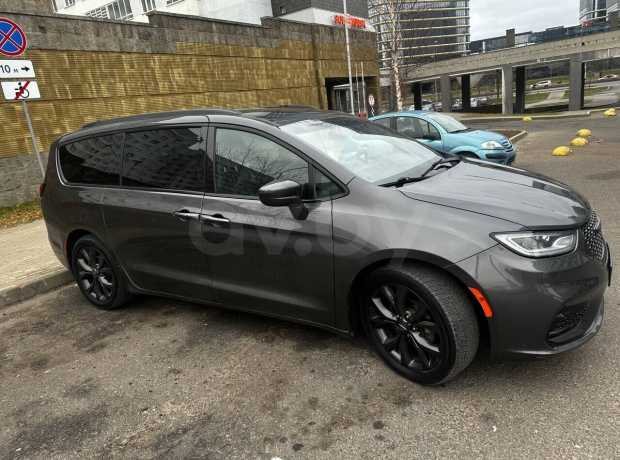 Chrysler Pacifica RU Рестайлинг
