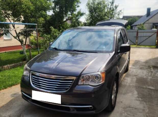 Chrysler Town and Country V  Рестайлинг, 2015, пробег 180500 км