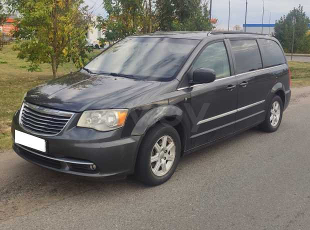 Chrysler Town and Country V Рестайлинг