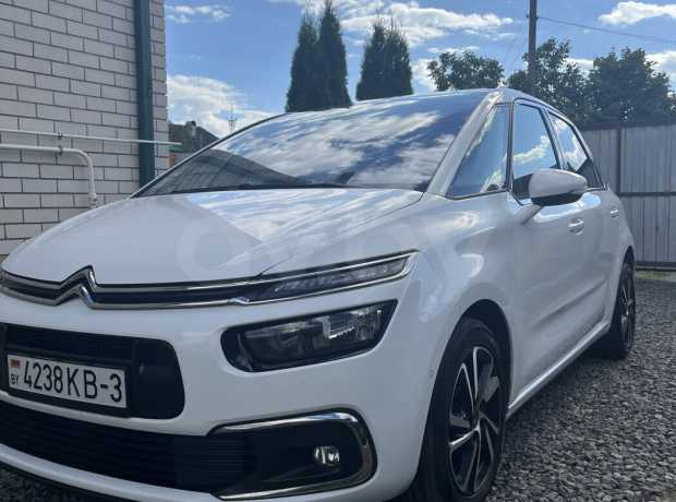 Citroen C4 Picasso II Рестайлинг