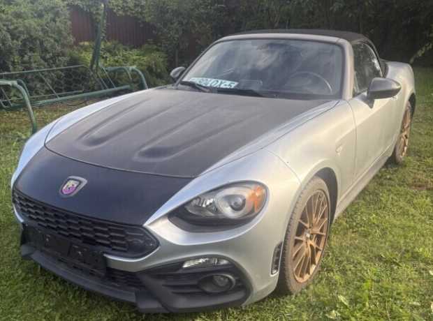 Fiat 124 Spider , 2017, пробег 37000 км