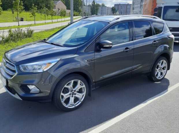 Ford Escape III  Рестайлинг, 2017, пробег 102000 км