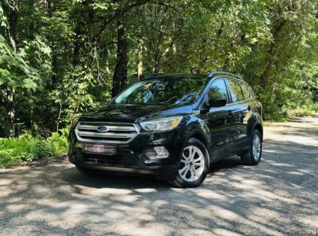 Ford Escape III  Рестайлинг, 2018, пробег 130000 км