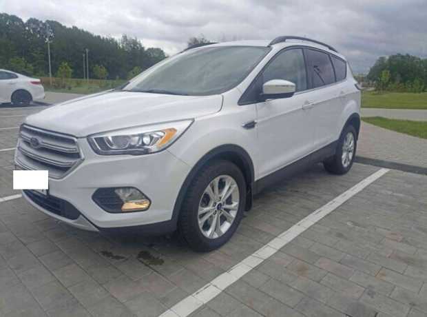 Ford Escape III  Рестайлинг, 2018, пробег 88000 км