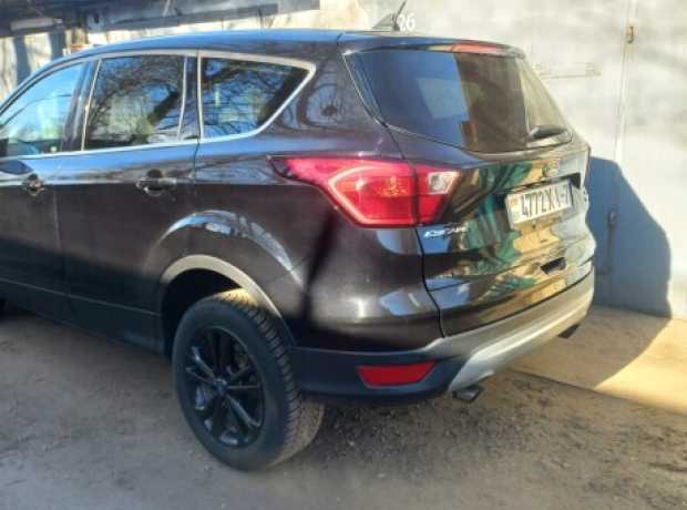 Ford Escape III  Рестайлинг, 2019, пробег 110000 км