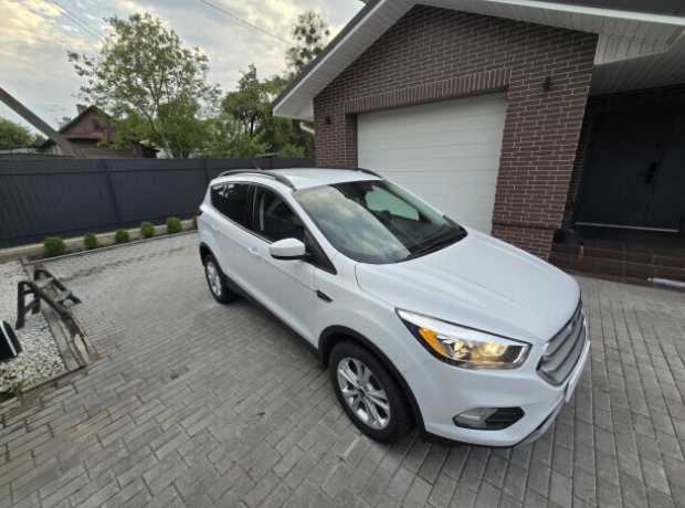 Ford Escape III  Рестайлинг, 2019, пробег 117770 км