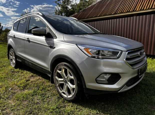Ford Escape III  Рестайлинг, 2019, пробег 121000 км