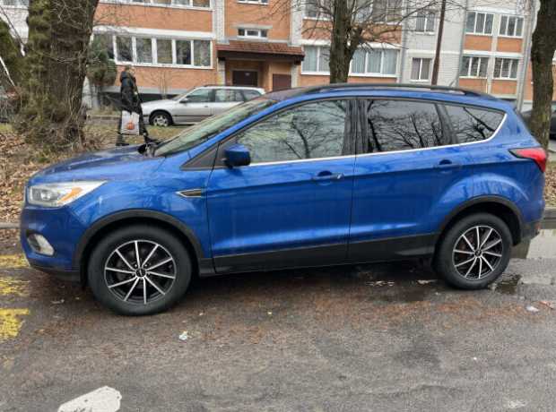 Ford Escape III  Рестайлинг, 2019, пробег 94000 км