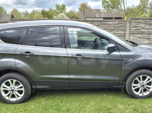 Ford Escape III Рестайлинг