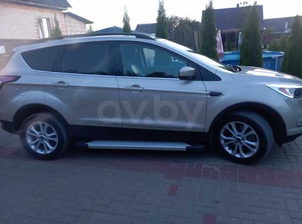 Ford Escape III Рестайлинг