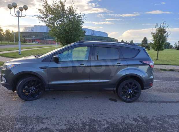 Ford Escape III Рестайлинг