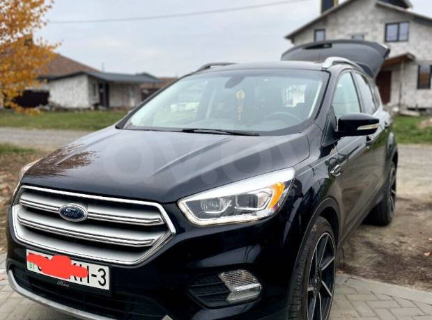 Ford Escape III Рестайлинг