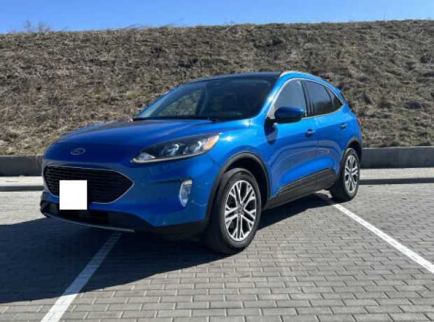 Ford Escape IV, 2021, пробег 42250 км Ford Escape IV, 2021, пробег 42250 км