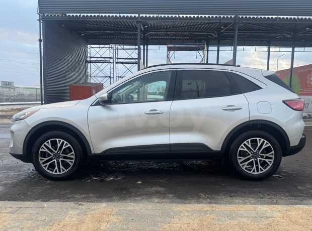 Ford Escape IV