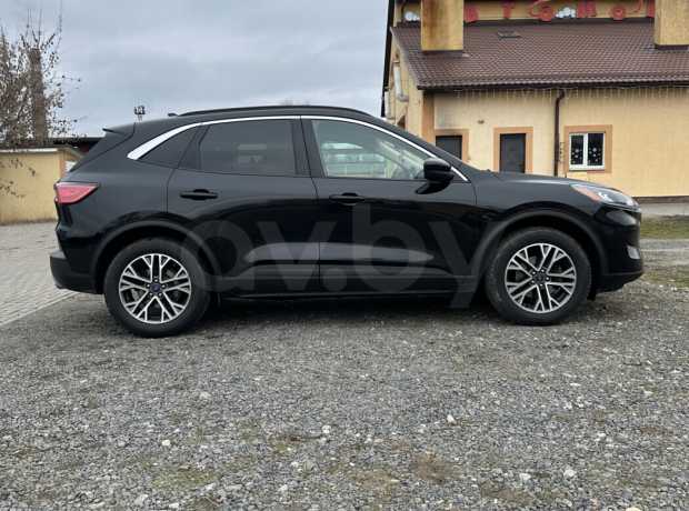 Ford Escape IV