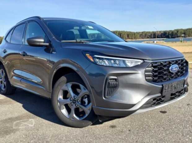 Ford Escape IV  Рестайлинг, 2023, пробег 14000 км
