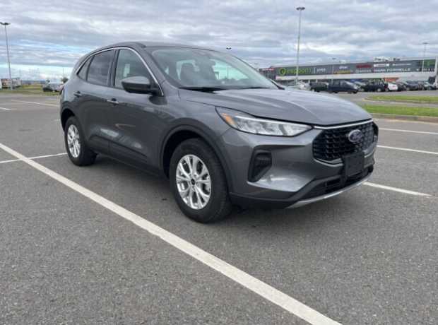 Ford Escape IV  Рестайлинг, 2023, пробег 21900 км