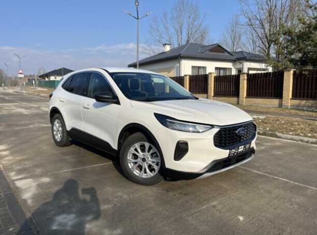 Ford Escape IV  Рестайлинг, 2023, пробег 8980 км